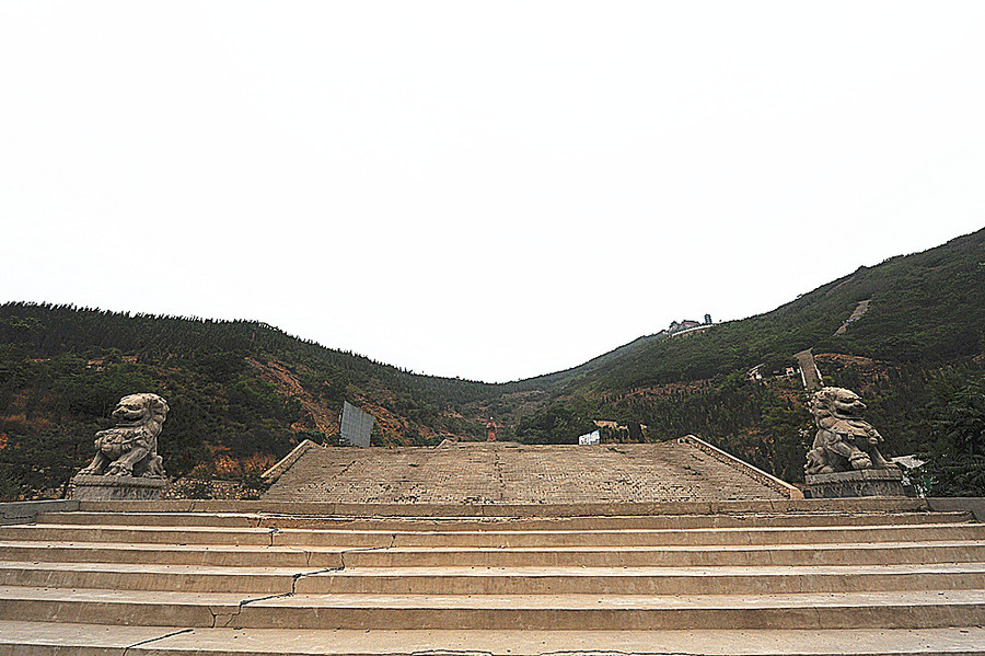 中华马氏始祖赵奢墓和紫金山寺