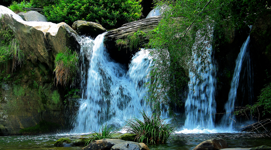【醉美庐山乌龙潭,西游记水帘洞外景拍摄地。