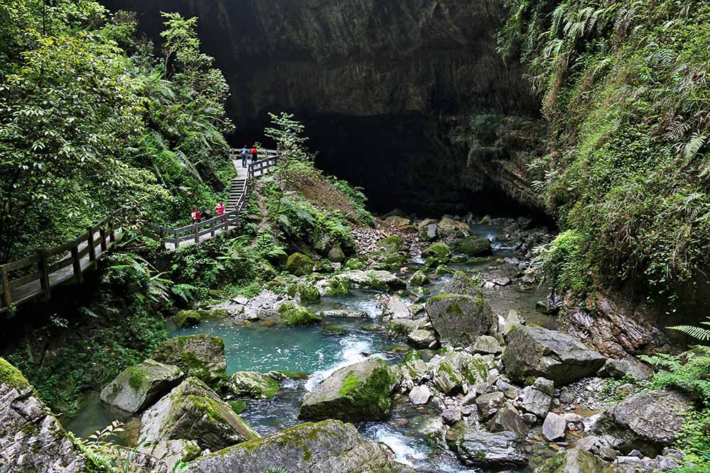 龙水峡地缝