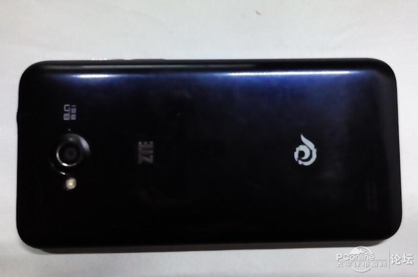 中兴N983(双卡双待双通,4.5英寸屏幕,1280x72