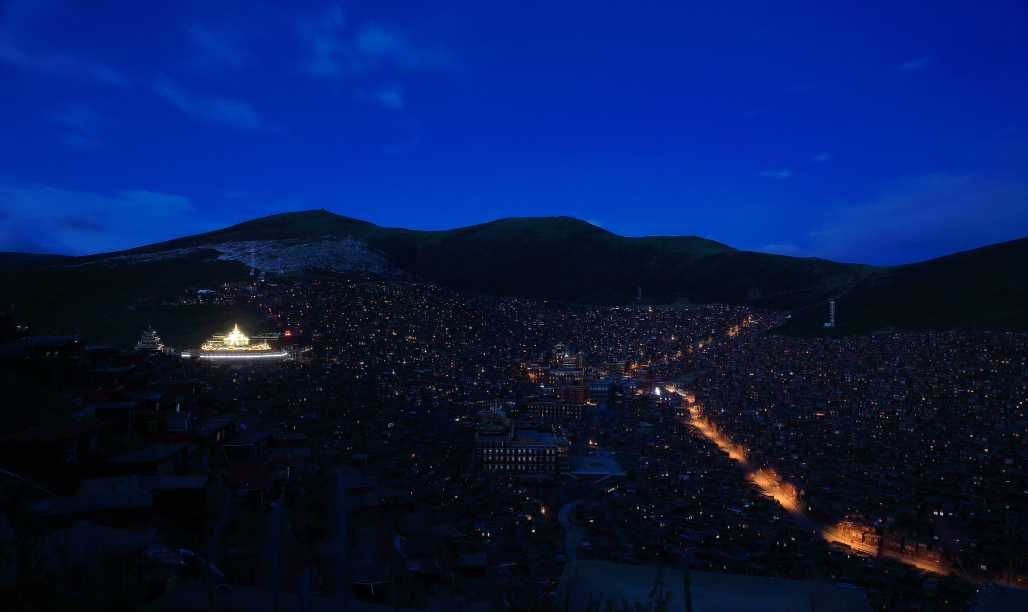 色达夜景