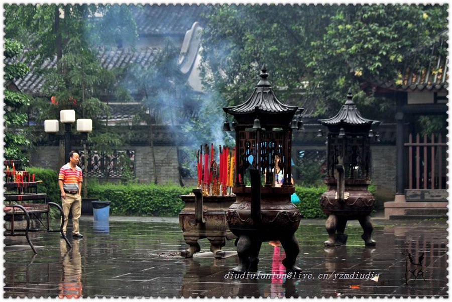 【外拍:雨天的成都市武候祠摄影图片】风光旅