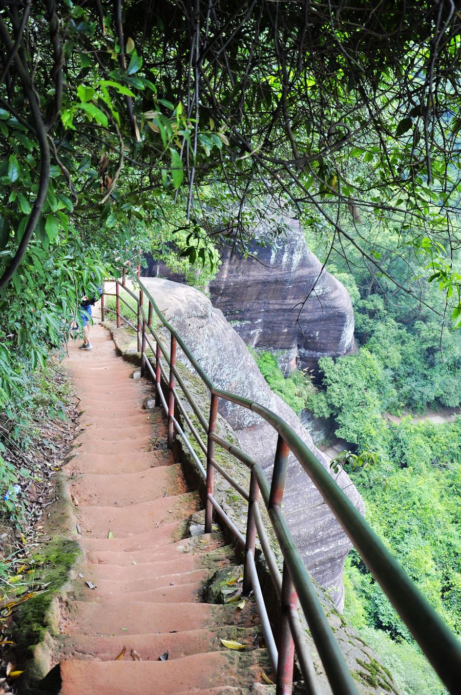 丹霞山之云崖栈道