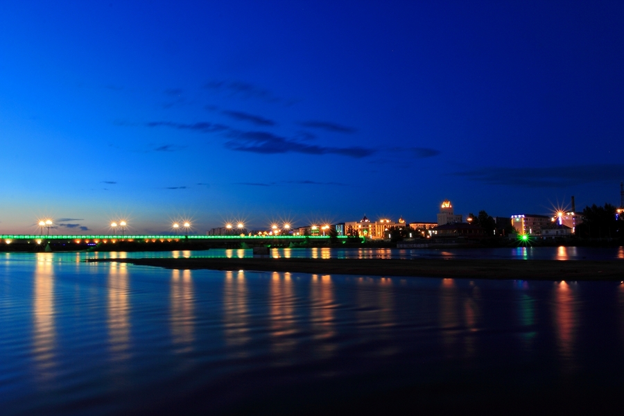 几张河边夜景,求各位朋友指导点评