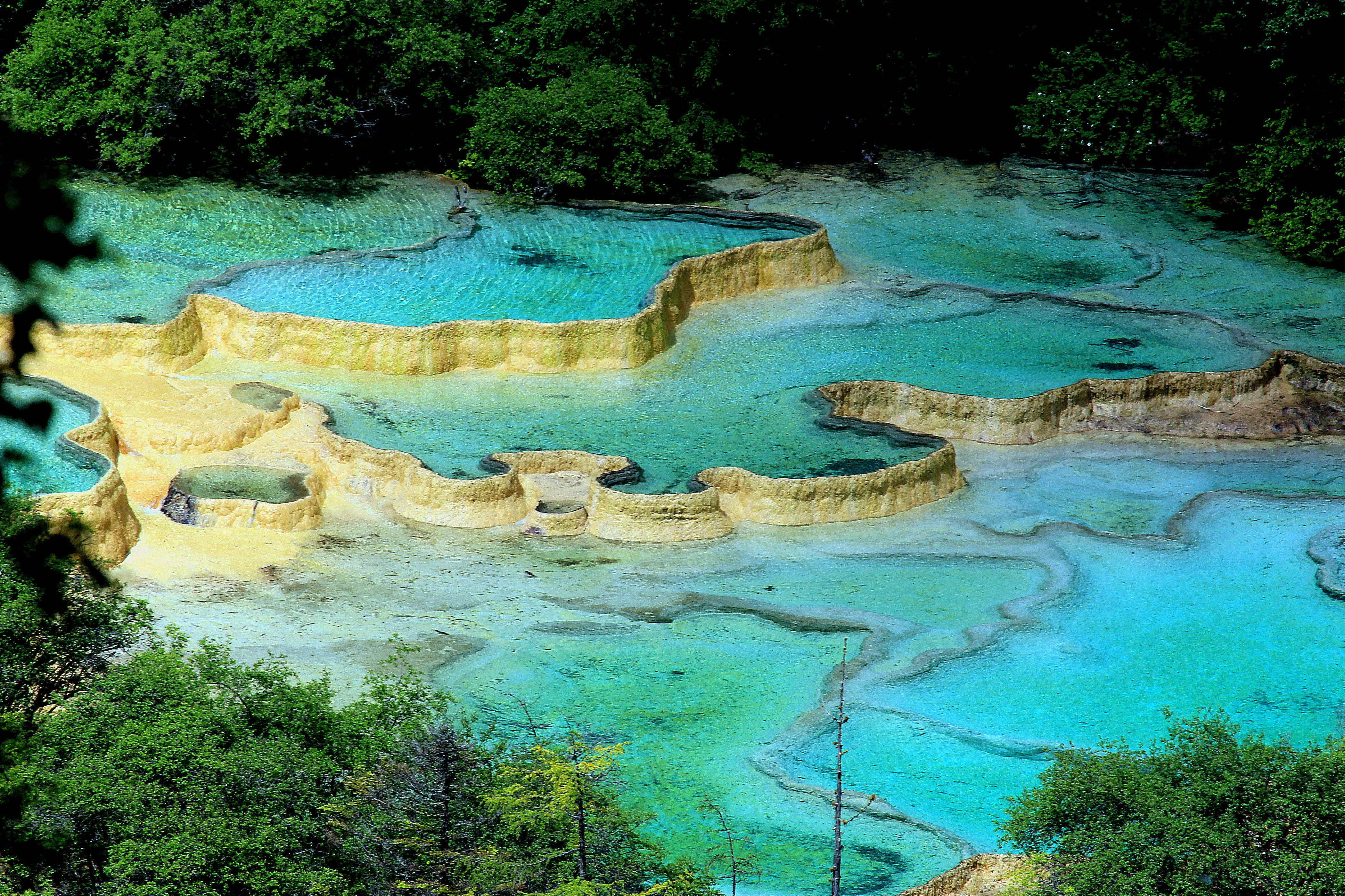 碧水瑶池―黄龙奇景