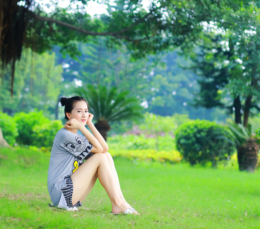 【美女模特嘉儿摄影图片】人像摄影_太平洋电脑网摄影