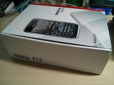 Nokia E72 国行版 & PORAY X9 移动路由双模