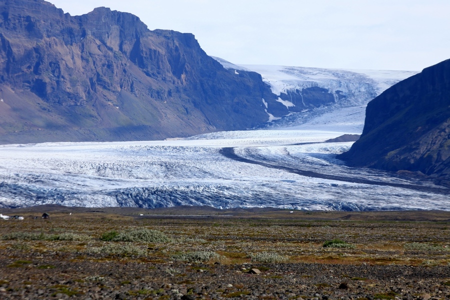 【冰岛有欧洲最大冰川瓦特纳之杰古沙龙湖 摄