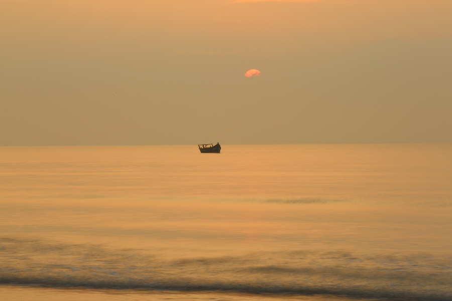 海面,那一叶孤帆 (共p)