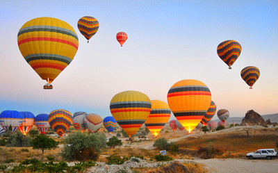 实拍:美丽的土耳其热气球