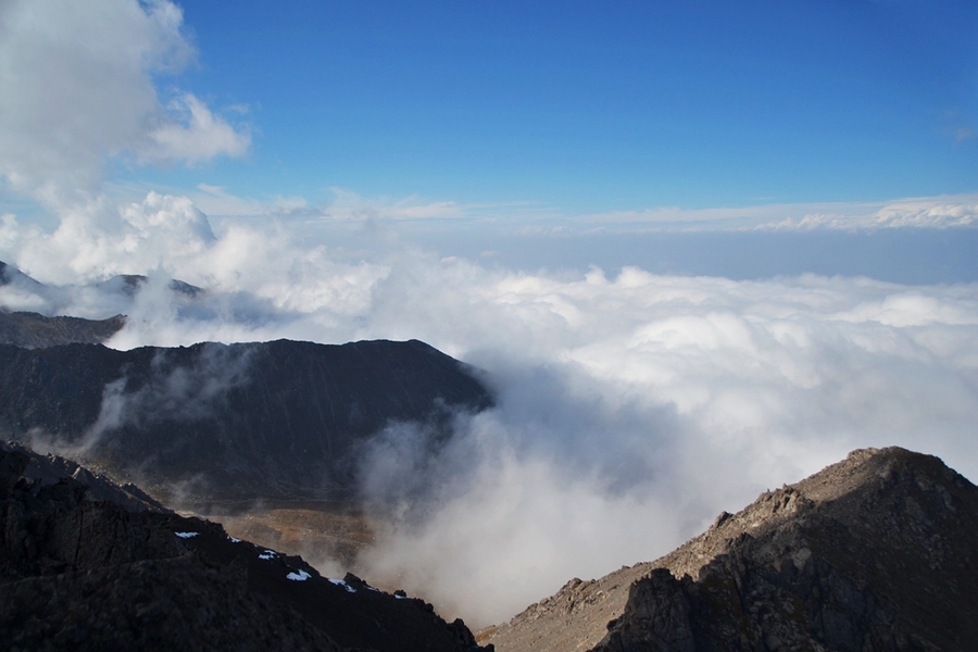 花抱山,海拔4484.7米