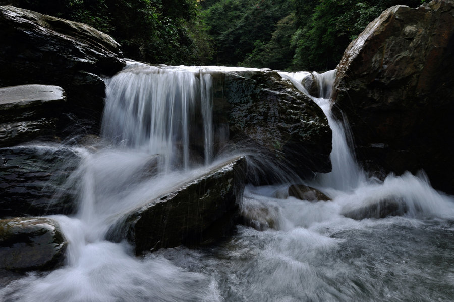 【大明山冲沟的石语水声摄影图片】风光旅游摄
