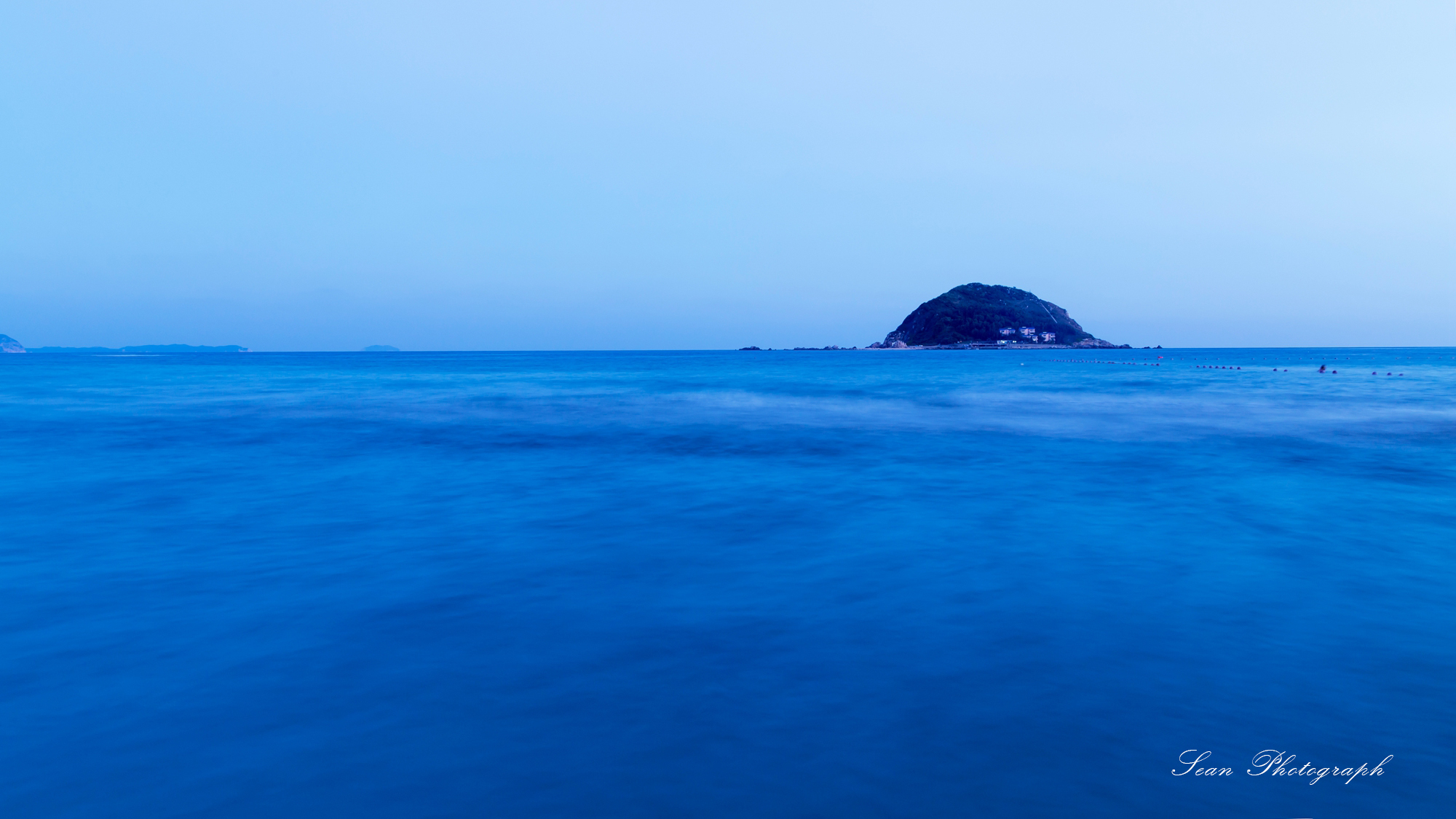蓝色海洋