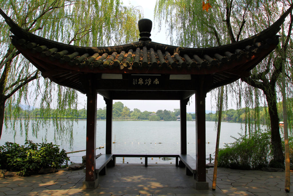 杭州西湖苏堤假日随拍