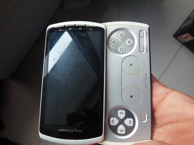 SONY索尼Z1i \/R800i PSP手机 320包邮京津冀