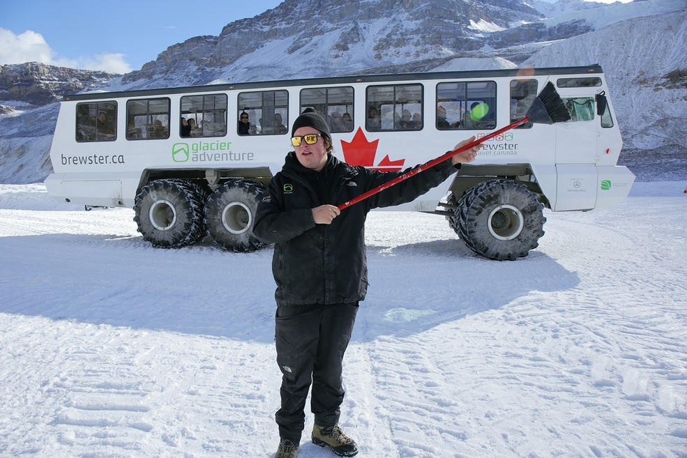 加拿大落基山的小雪景和哥伦比亚冰原_佳能5