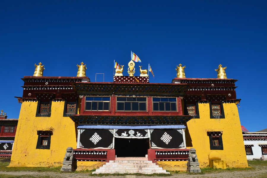 旅游纪实图片《川西好风光(12 八美惠远寺(上)