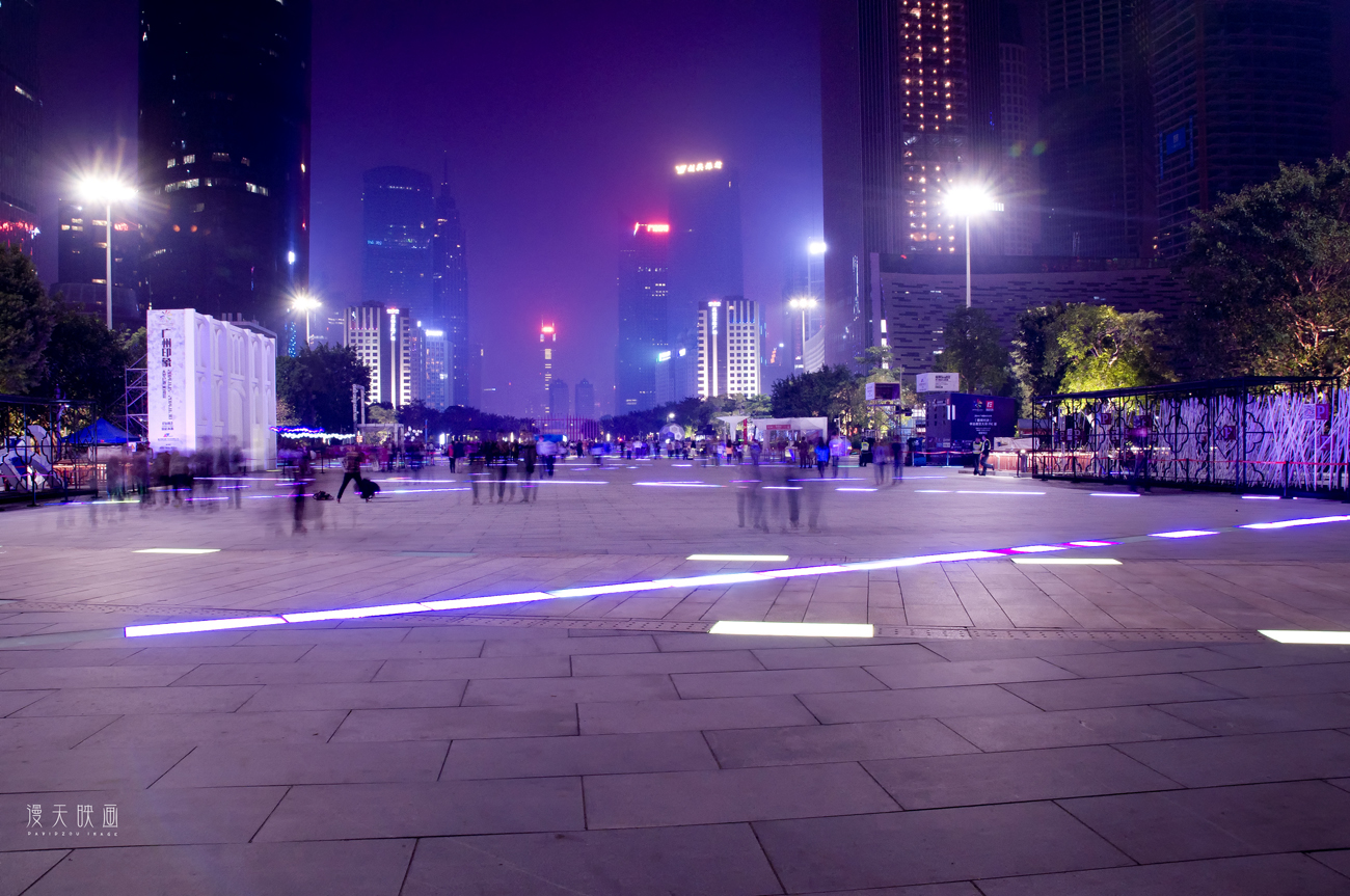 【魅夜,花城汇摄影图片】广州.花城广场风光摄影_漫天