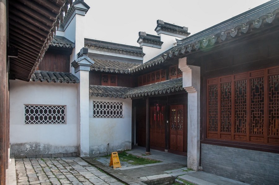 杨柳村"九十九间半(朱家大院)