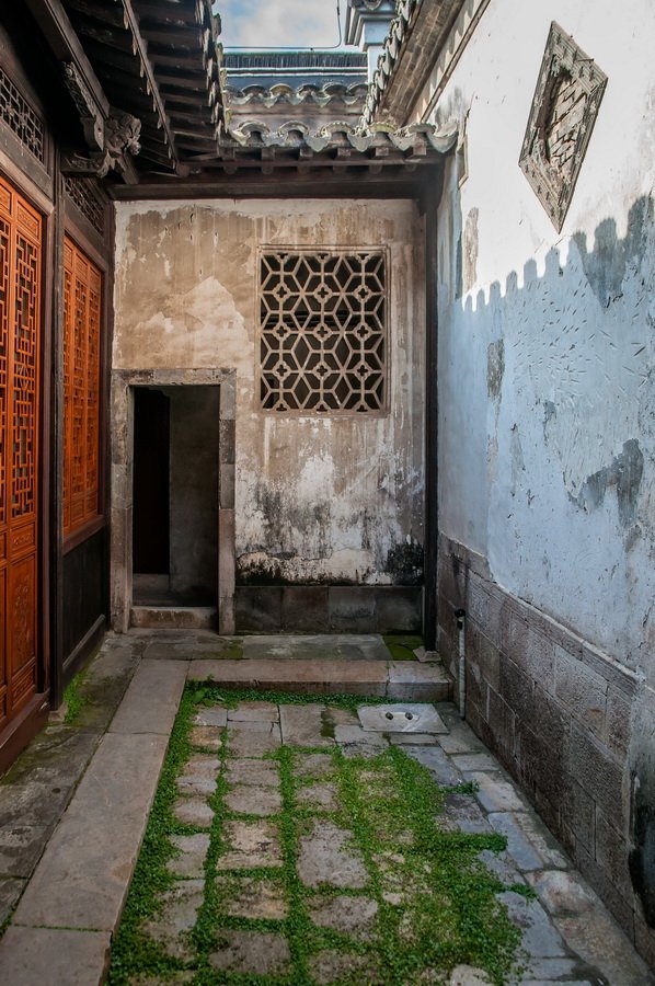 杨柳村"九十九间半(朱家大院(共 17 p)