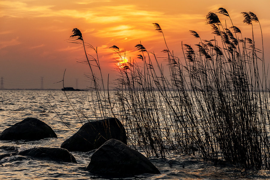 夕照东太湖