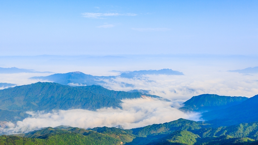 猫儿山"华南之巅"观云海