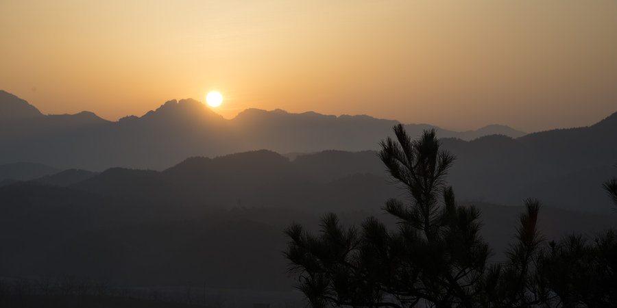 山村的早晨