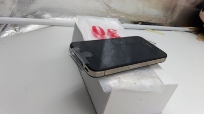 5C\/ipad air1【全新iphone4S,黑\/白=899\/950元