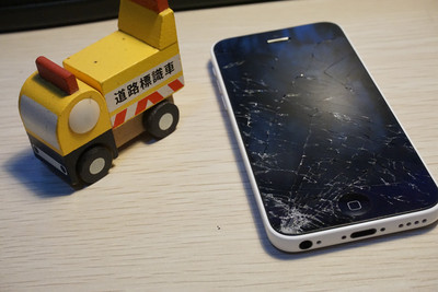 碎屏别哭--iPhone 5C换屏教程