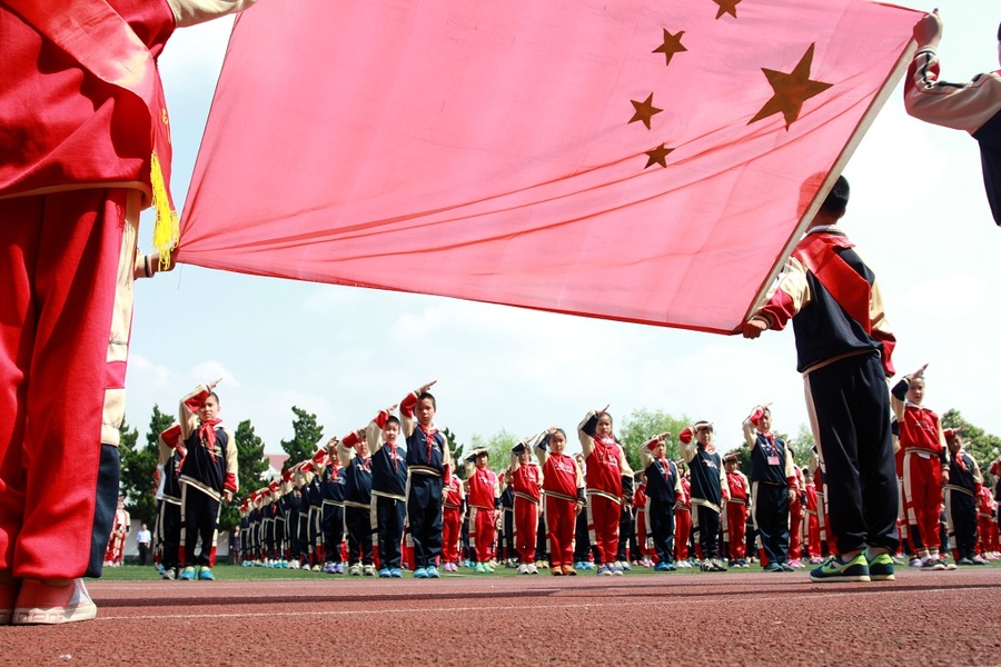 【敬礼!五星红旗!您好!摄影图片】风光摄影_太平洋电脑网摄影部落