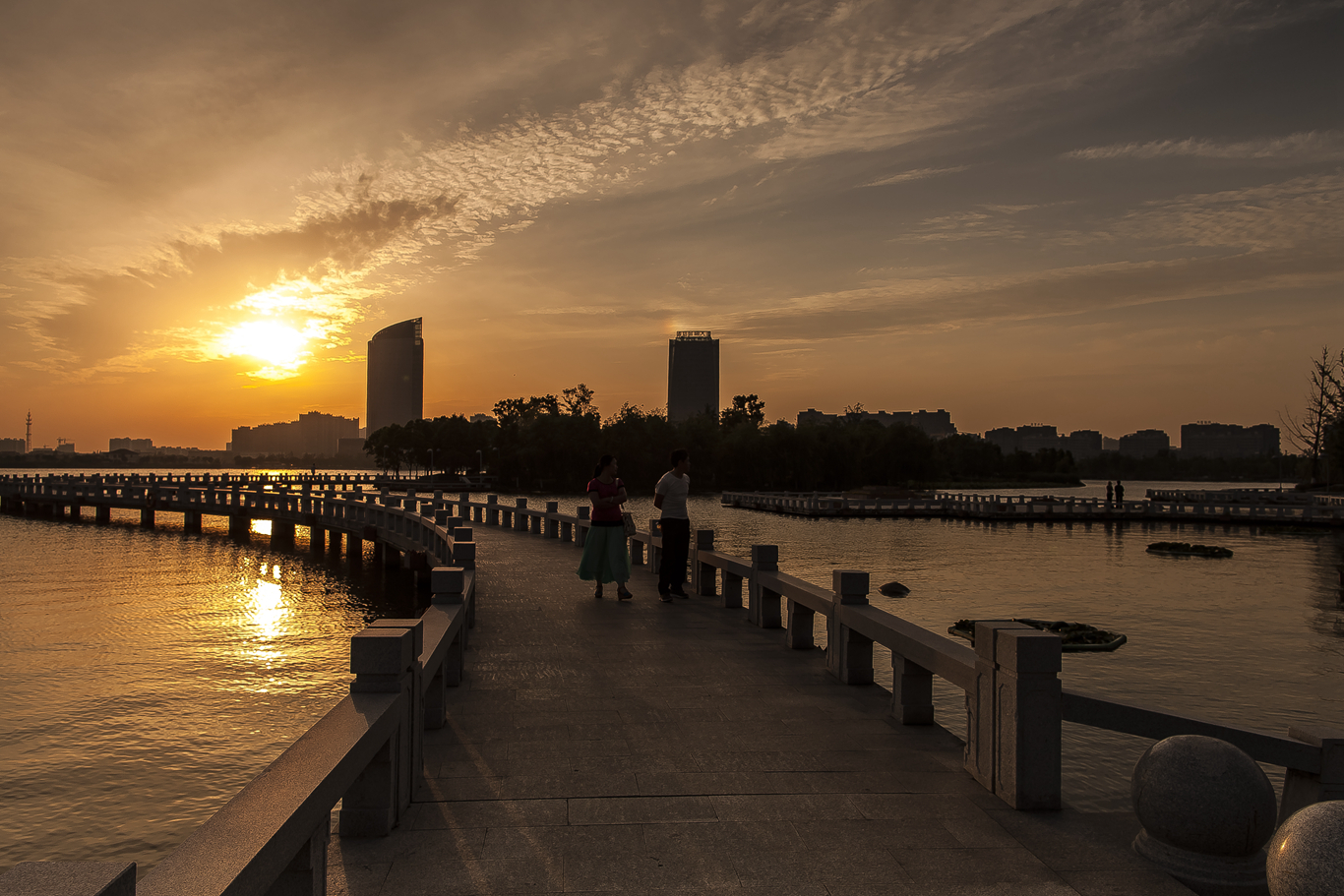 天镜湖夕阳