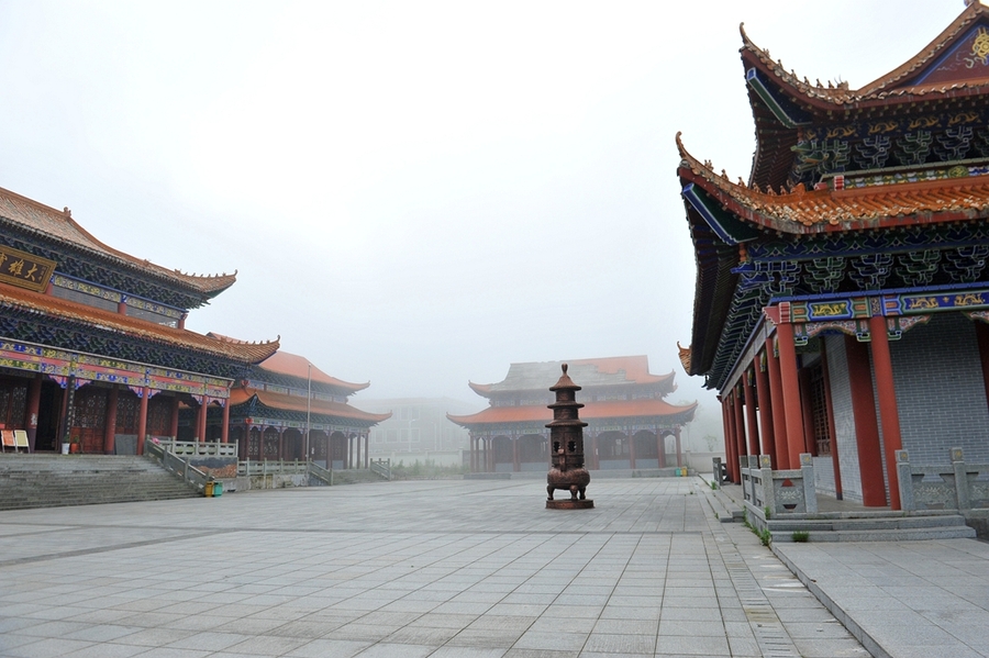 人间仙境——记大围山红莲寺