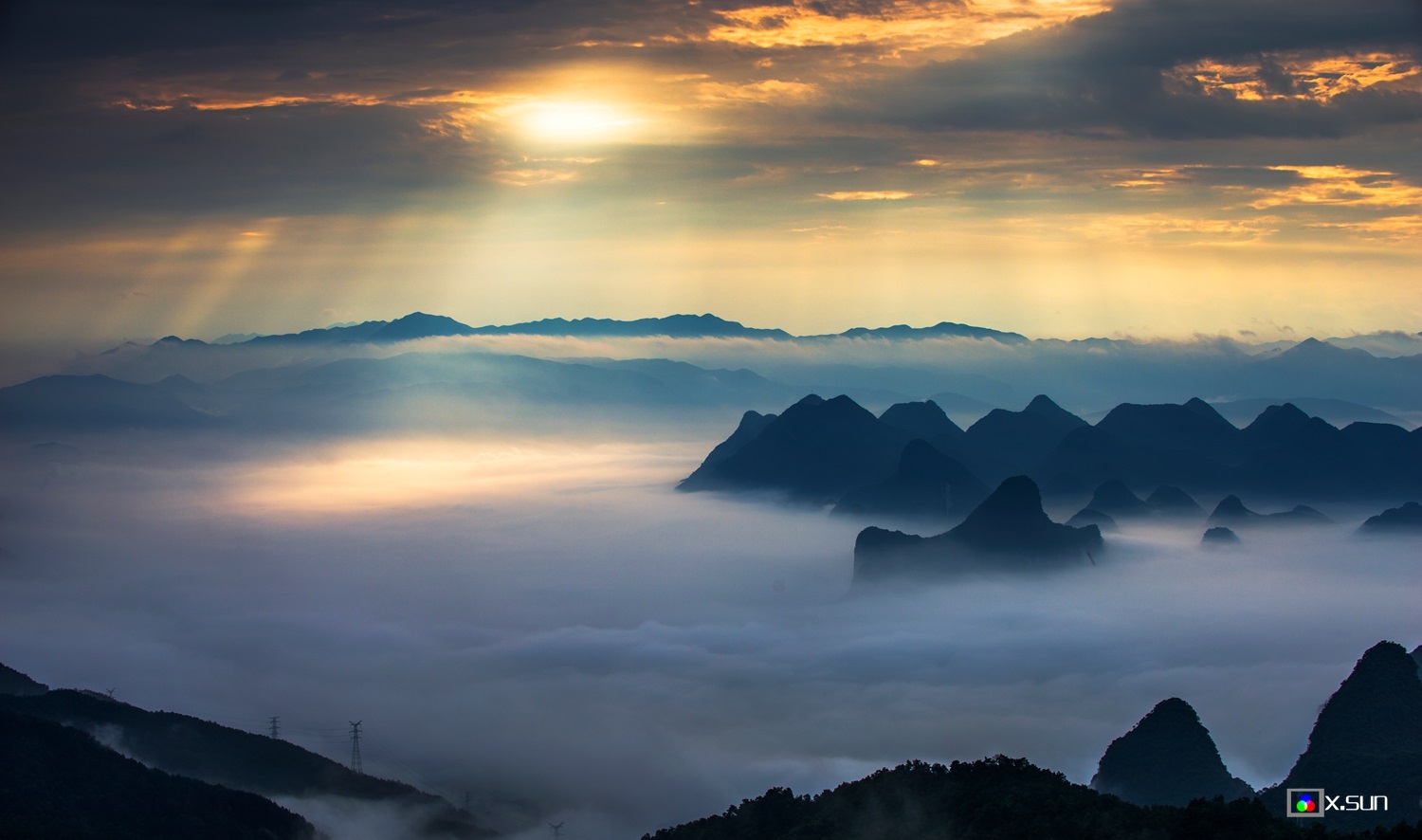 沐浴群峰