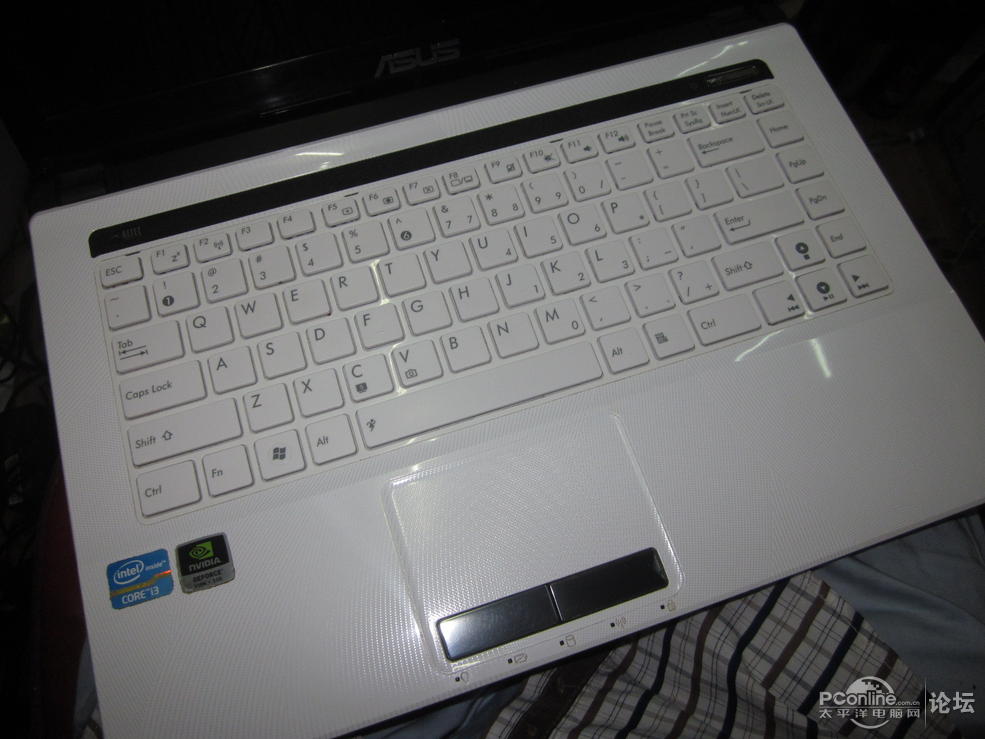 售 13年 华硕漂亮超薄 i5 独显笔记本 1500左右