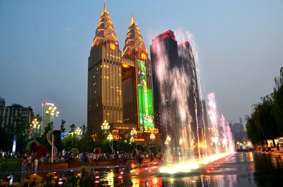 重庆南滨路公园音乐喷泉
