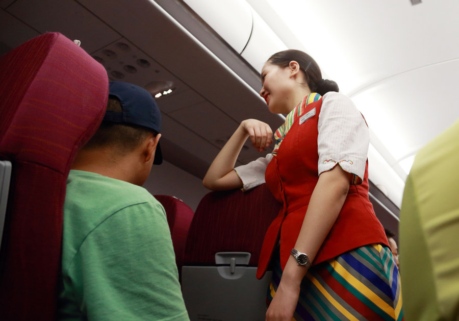 【美丽的西藏航空--空姐摄影图片】纪实摄影_太平洋电脑网摄影部落