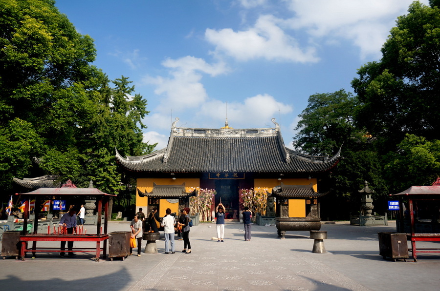 龙华古寺