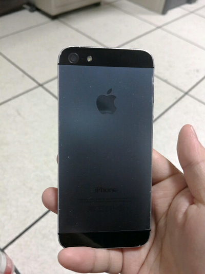 750出一部港版iPhone5不刀