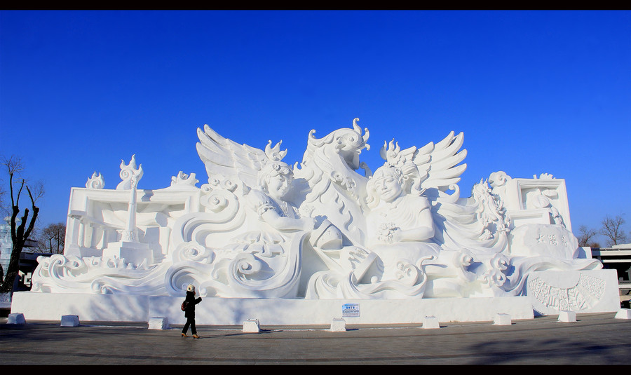 第28届哈尔滨太阳岛国际雪雕艺术. (共p)