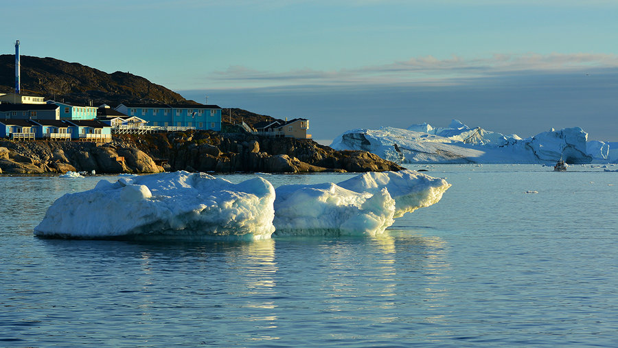 走进北极圈——冰岛,格陵兰旅游图片之格陵兰 伊卢利萨特 冰峡夜航(上
