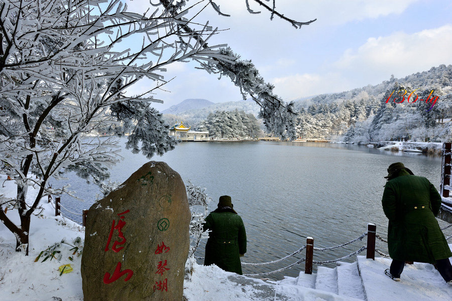 庐山雪景