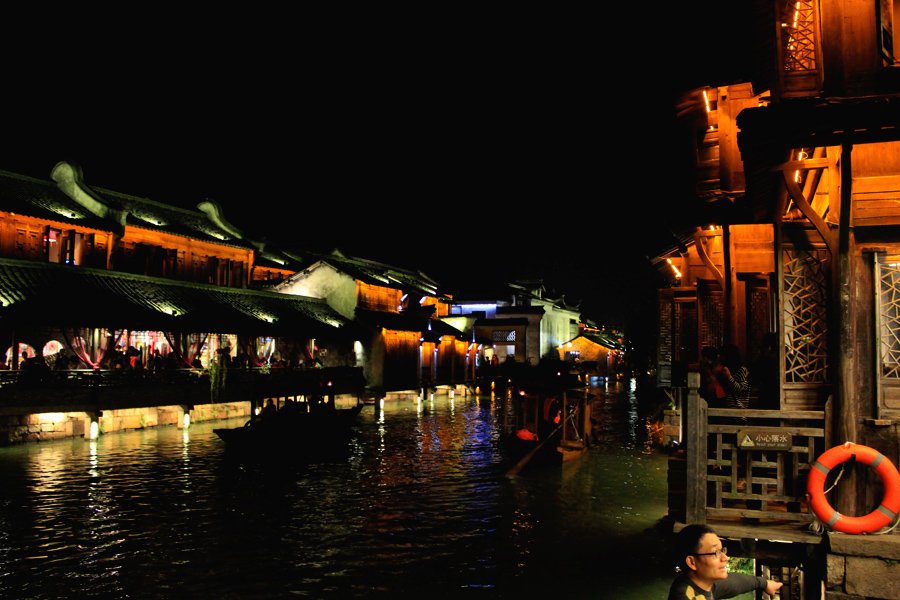 浙江乌镇西栅夜景