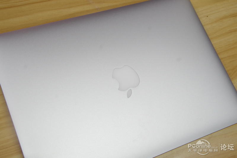 苹果MacBook Air MJVE2CH\/A i5 5250U 4G 1