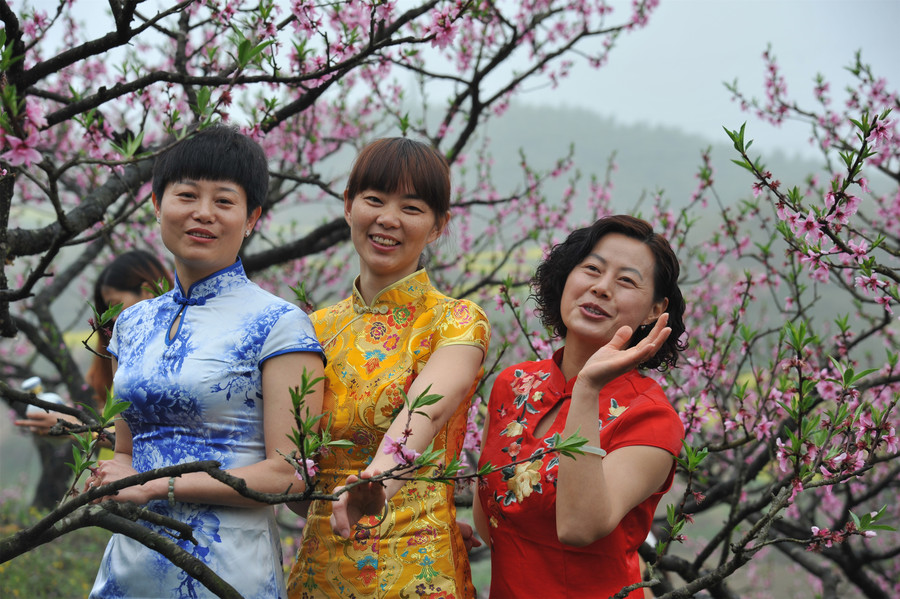 桃花仙境---桃花女下凡中国 绩溪 桃花坞