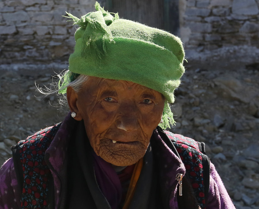 【藏族老人头像摄影图片】人像摄影