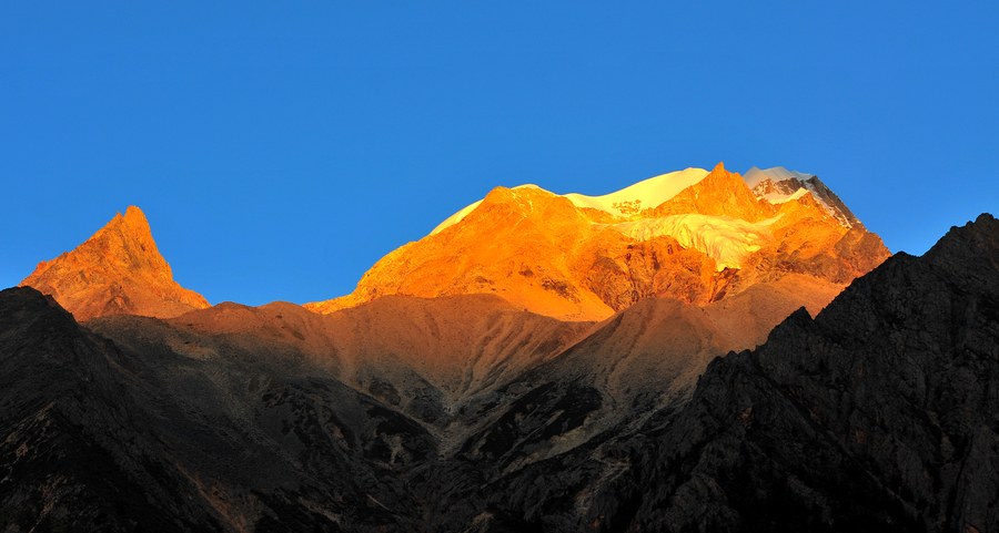 【一个无水、无电、无信号、无住宿只能越野自