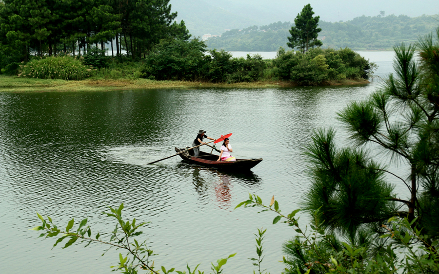 湖光山色