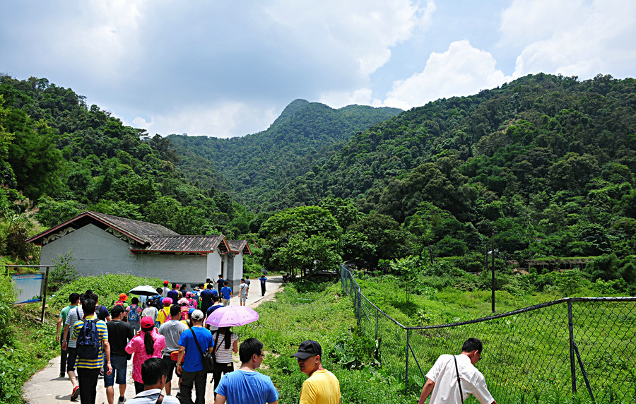花都王子山游玩!