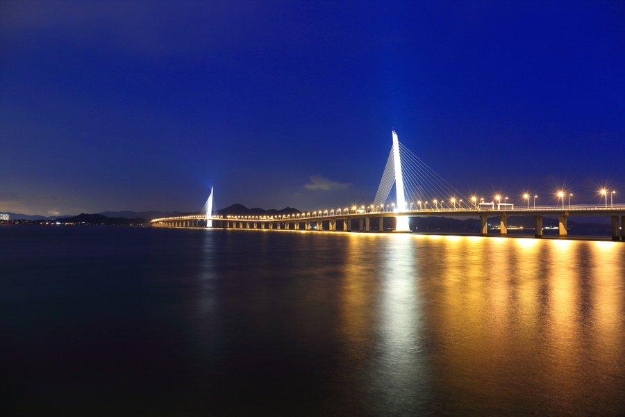 深圳湾夜景