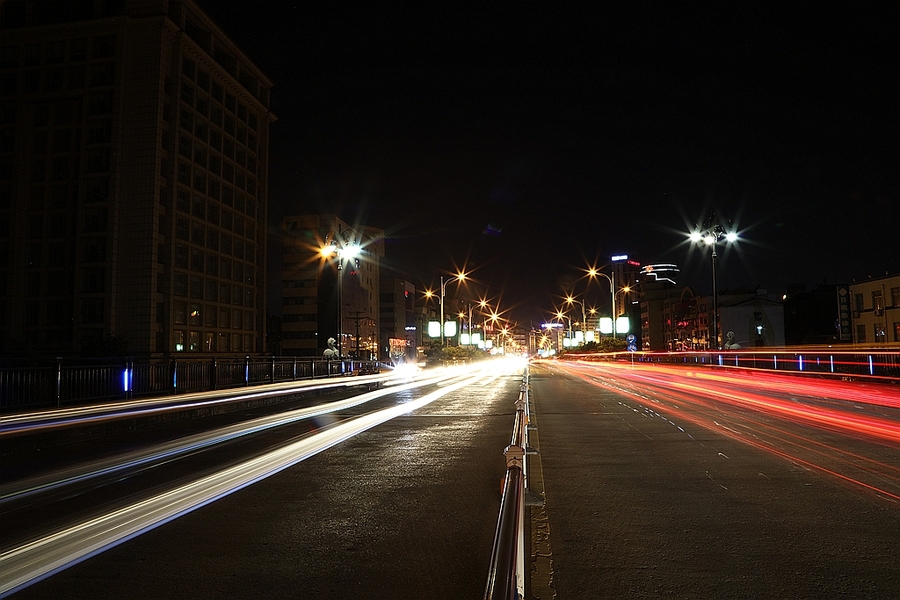 夜拍城市一角